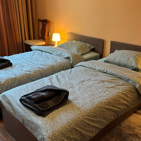 Quiet 2 Bedrooms Downtown Apart Софія Екстер'єр фото