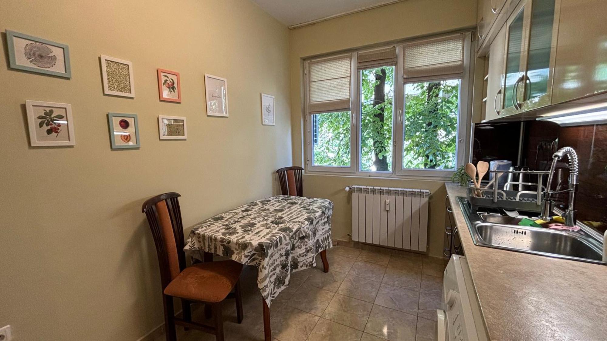 Quiet 2 Bedrooms Downtown Apart Софія Екстер'єр фото